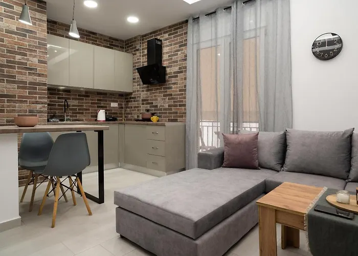 Lenorman Apartments